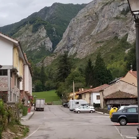 Florez Estrada 5, Pola de Somiedo